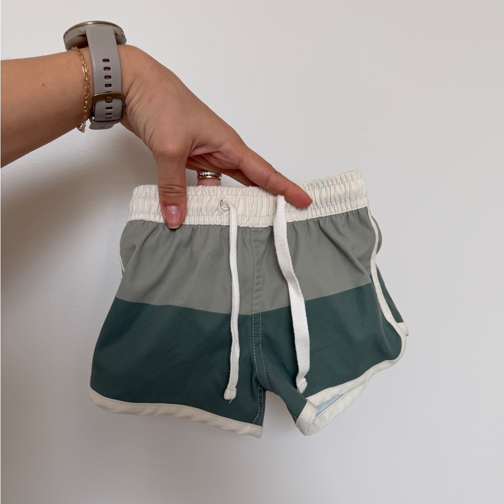 Rylee + cru swim shorts 3-6m